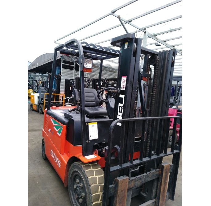 回收二手電瓶叉車(chē)